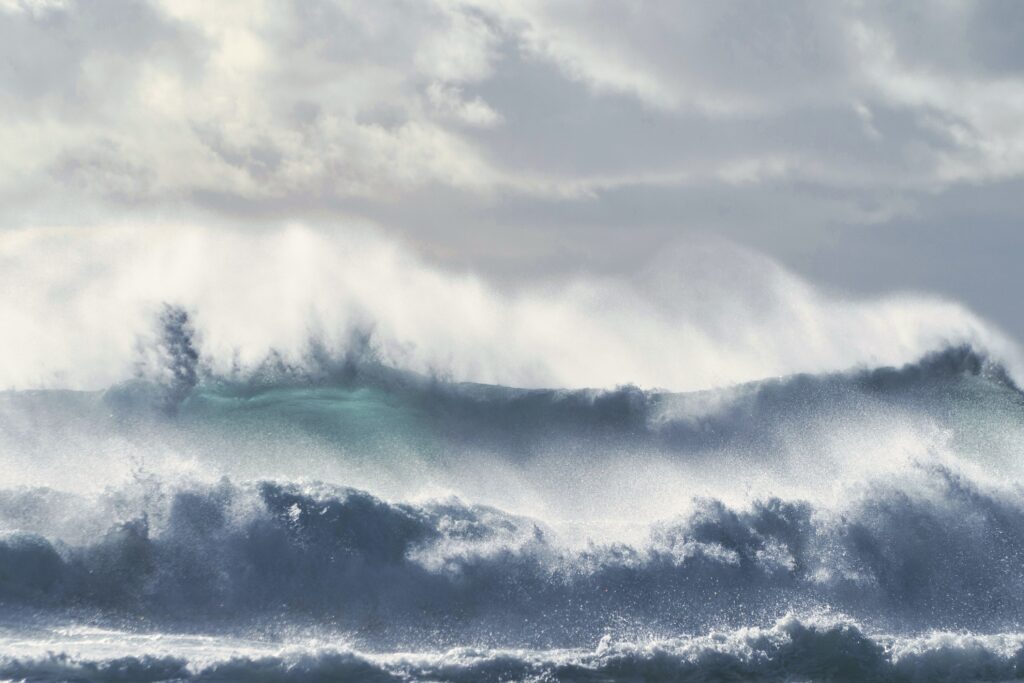 Massive crushing waves 
